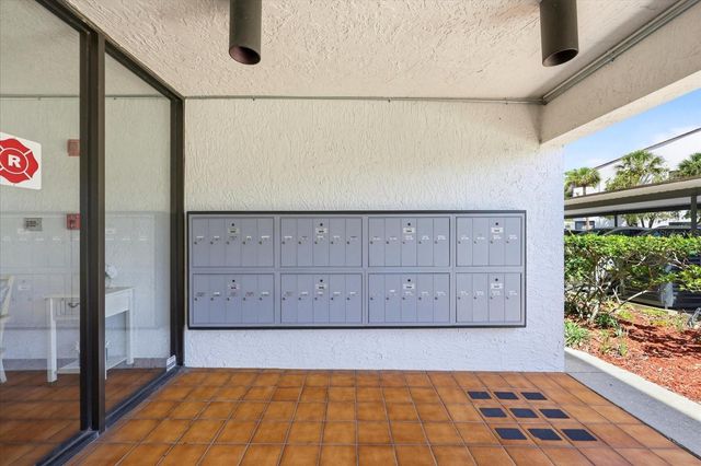 2593 COUNTRYSIDE BOULEVARD 7301, Clearwater, FL 33761