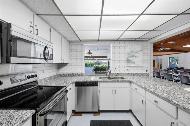 2593 COUNTRYSIDE BOULEVARD 7301, Clearwater, FL 33761