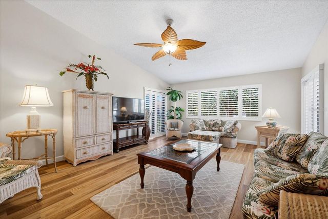 2593 COUNTRYSIDE BOULEVARD 7301, Clearwater, FL 33761