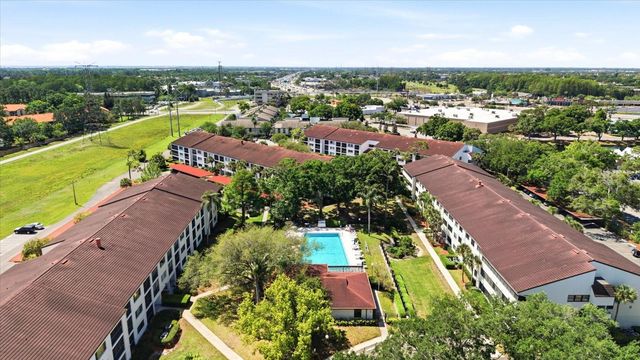 2593 COUNTRYSIDE BOULEVARD 7301, Clearwater, FL 33761