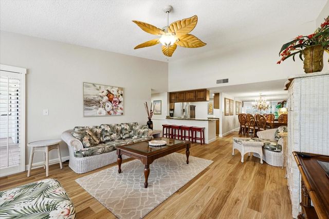 2593 COUNTRYSIDE BOULEVARD 7301, Clearwater, FL 33761