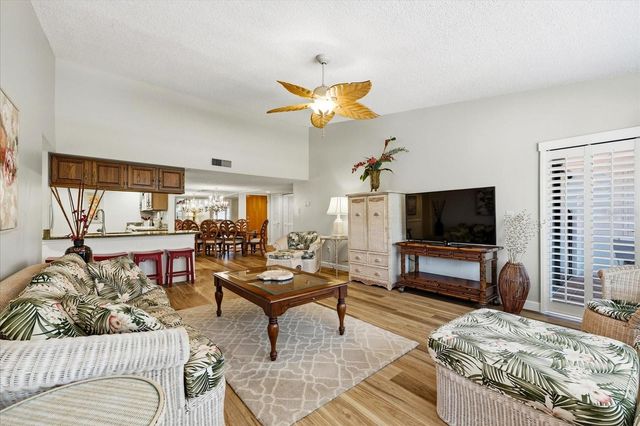 2593 COUNTRYSIDE BOULEVARD 7301, Clearwater, FL 33761