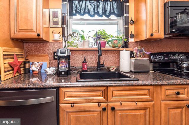 3208 ELLINGTON CT, Bensalem, PA 19020