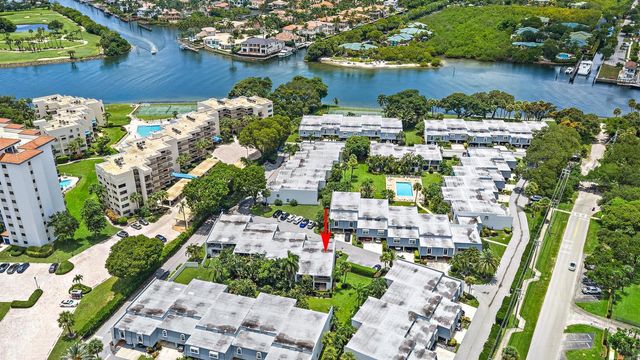 388 Golfview Road H, North Palm Beach, FL 33408
