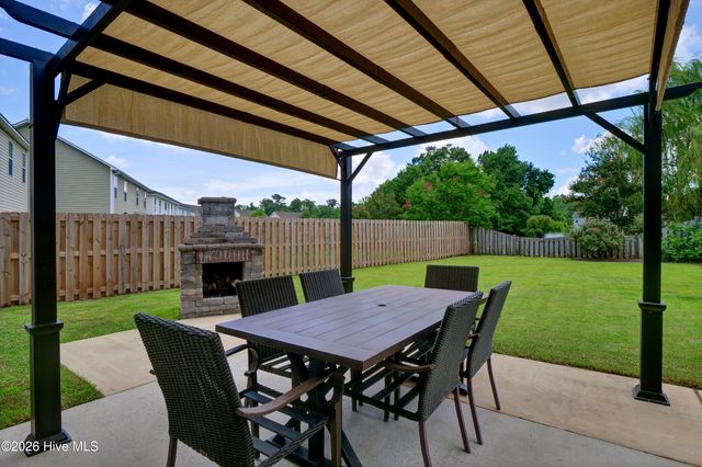 1528 Stones Edge Loop, Wilmington, NC 28405