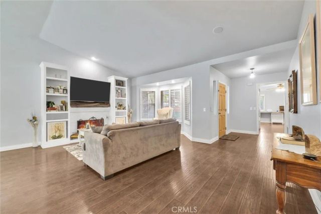 6225 Cliff Court, Riverside, CA 92506