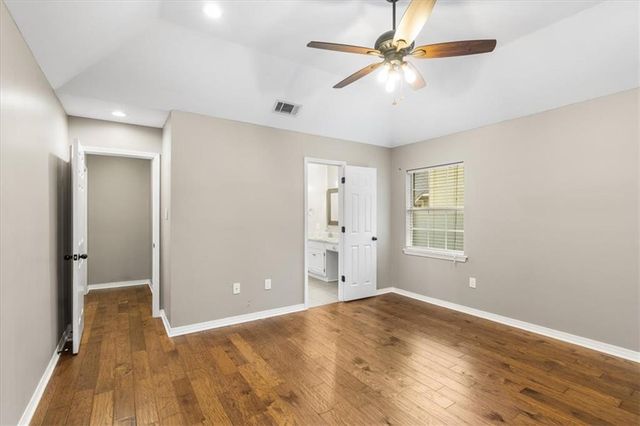 1055 Louise Avenue, Mobile, AL 36609