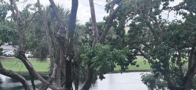 3301 NW 47th Terrace 316, Lauderdale Lakes, FL 33319