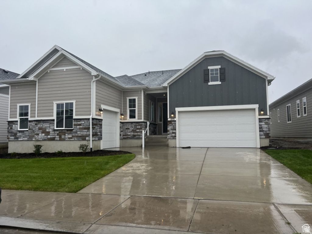 253 E POLARIS DR #105, Saratoga Springs, UT 84045 — exterior