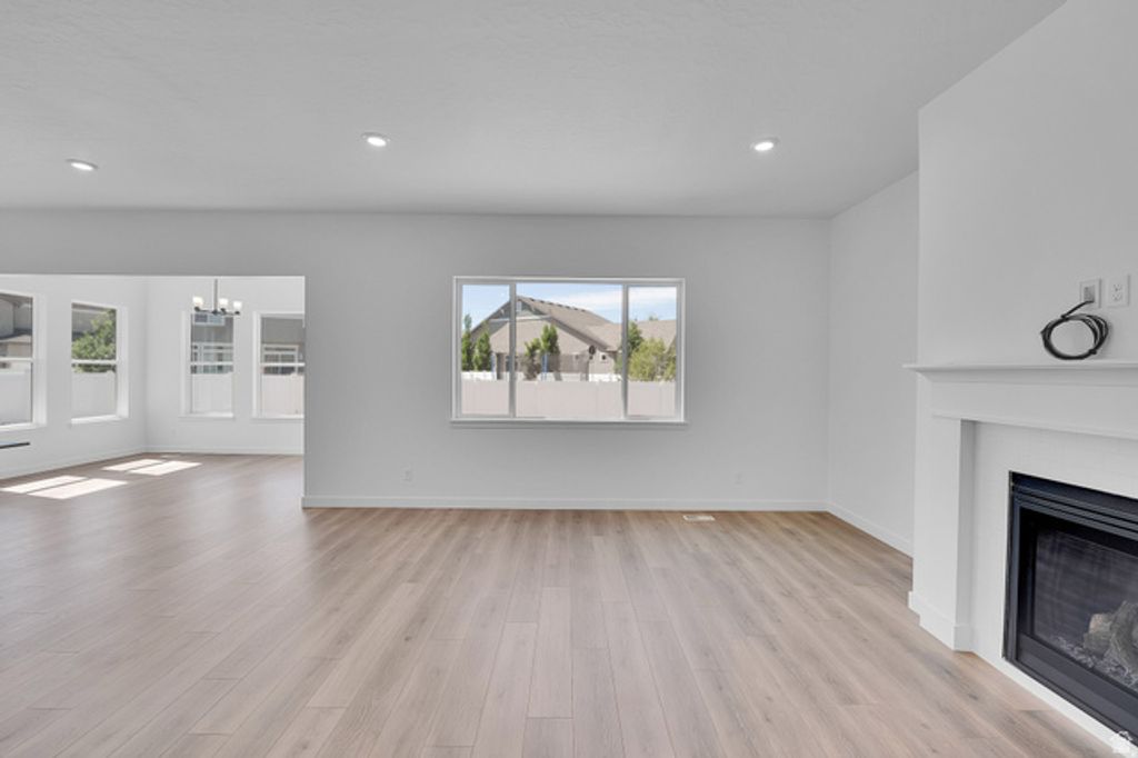 253 E POLARIS DR #105, Saratoga Springs, UT 84045 — photo 3