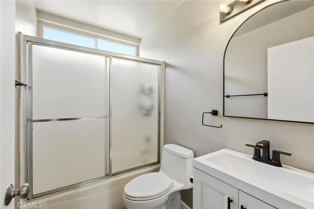 27445 Onlee, Saugus, CA 91350