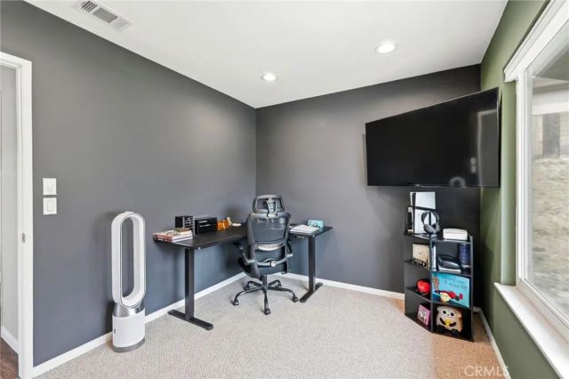 27445 Onlee, Saugus, CA 91350