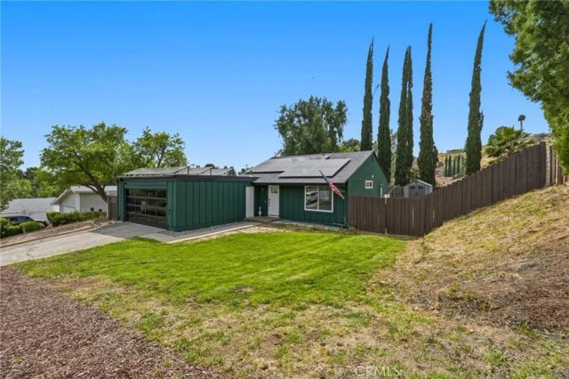 27445 Onlee, Saugus, CA 91350