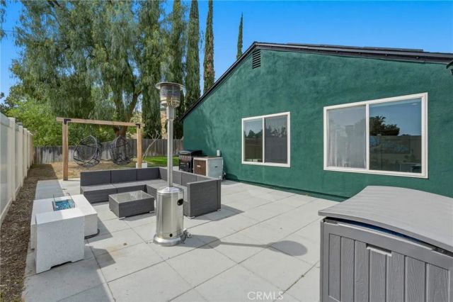 27445 Onlee, Saugus, CA 91350