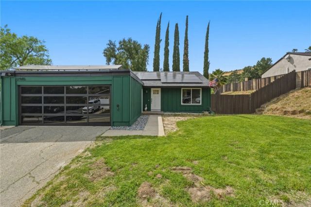 27445 Onlee, Saugus, CA 91350