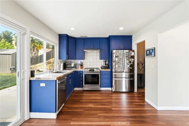 27445 Onlee, Saugus, CA 91350