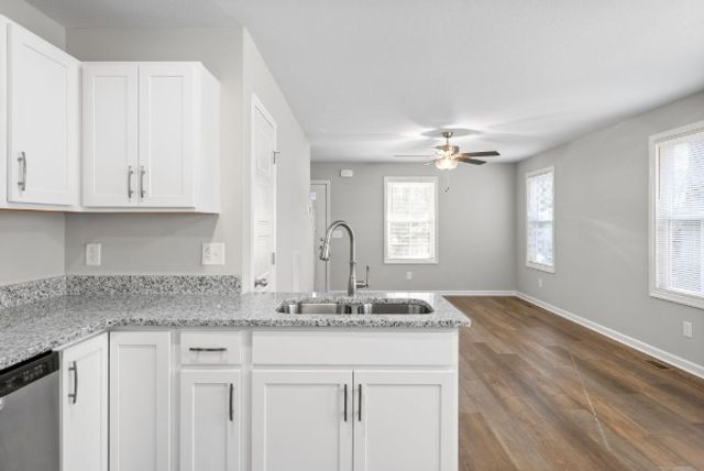 1047 Sycamore drive, Clarksville, TN 37040