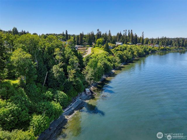 24115 Madura Drive NE, Kingston, WA 98346