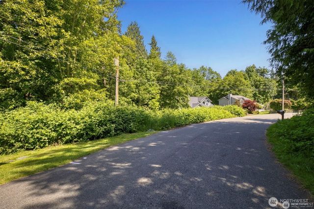 24115 Madura Drive NE, Kingston, WA 98346