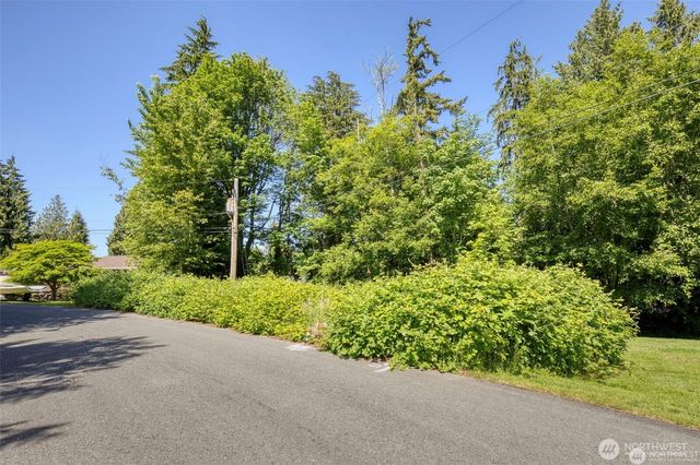 24115 Madura Drive NE, Kingston, WA 98346