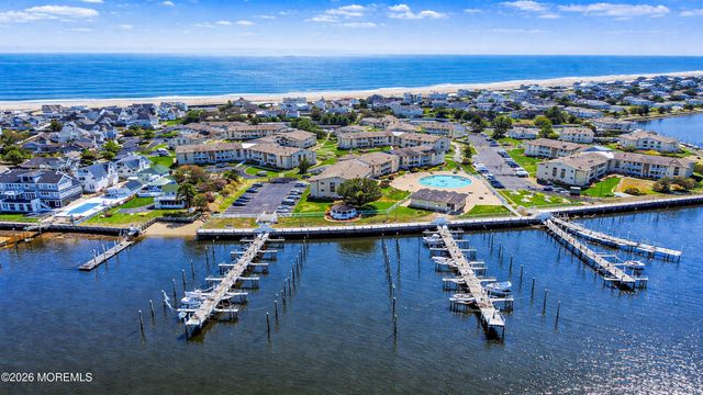 63 Wharfside Drive, Monmouth Beach, NJ 07750