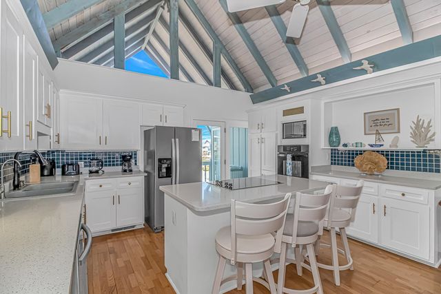 4801 Lake Dr., North Myrtle Beach, SC 29582