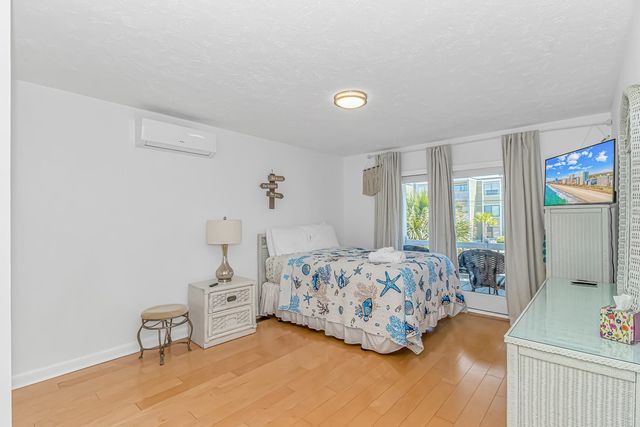 4801 Lake Dr., North Myrtle Beach, SC 29582