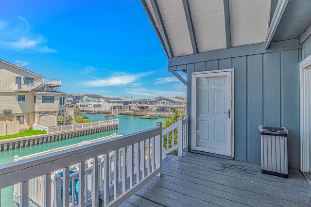 4801 Lake Dr., North Myrtle Beach, SC 29582
