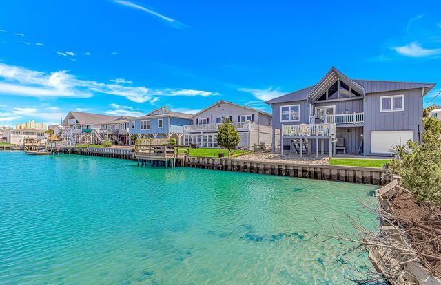 4801 Lake Dr., North Myrtle Beach, SC 29582