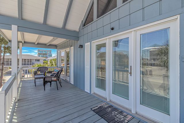 4801 Lake Dr., North Myrtle Beach, SC 29582