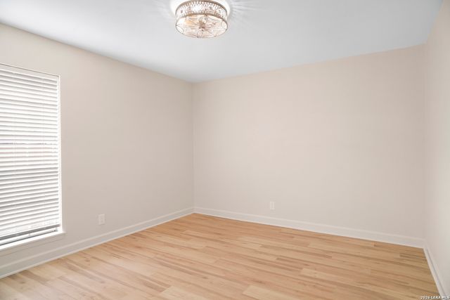 11611 Spring Mont, San Antonio, TX 78249