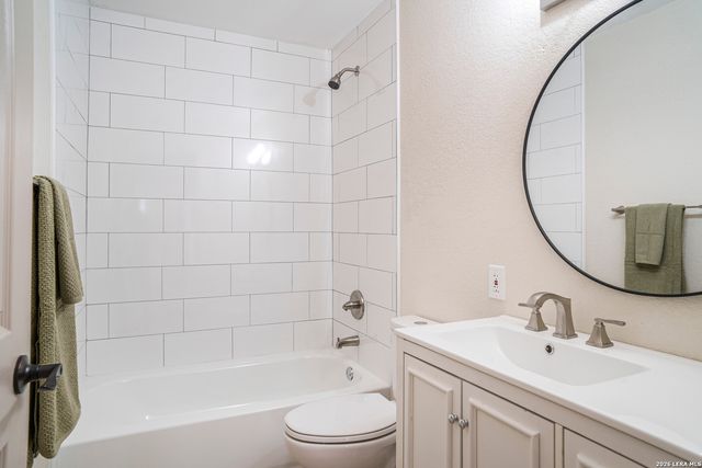 11611 Spring Mont, San Antonio, TX 78249