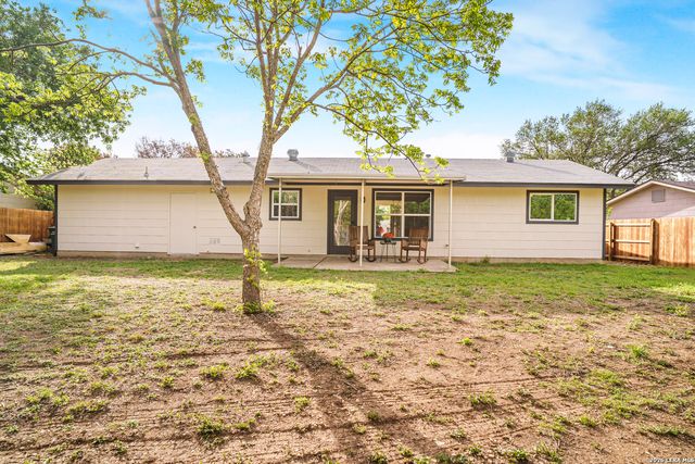 11611 Spring Mont, San Antonio, TX 78249