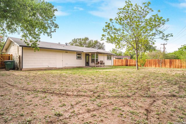 11611 Spring Mont, San Antonio, TX 78249