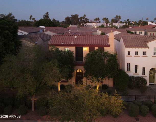 2925 N 48TH Street, Phoenix, AZ 85018