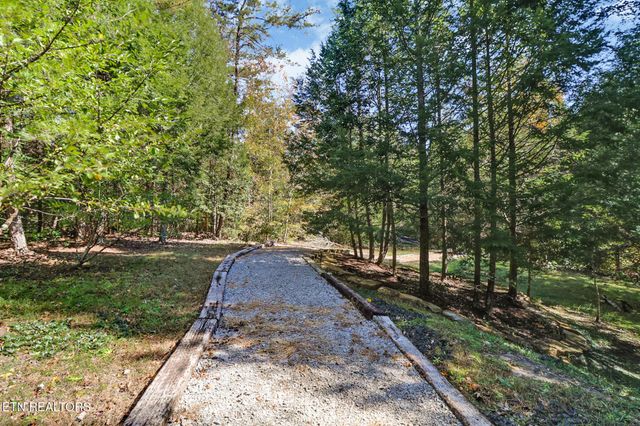 232 Victoria Circle, Jamestown, TN 38556