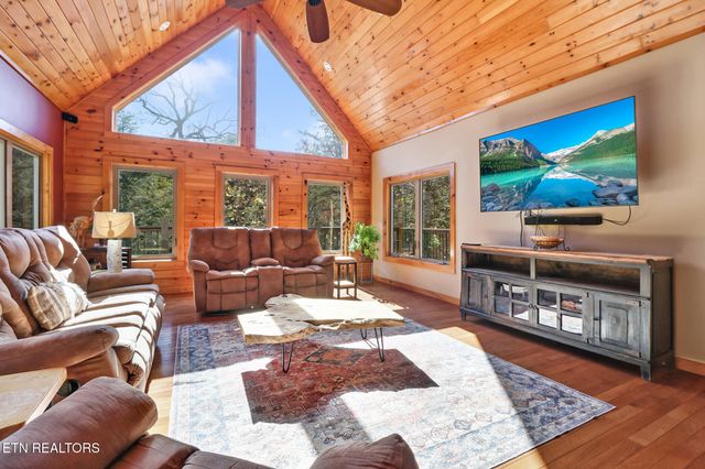 232 Victoria Circle, Jamestown, TN 38556