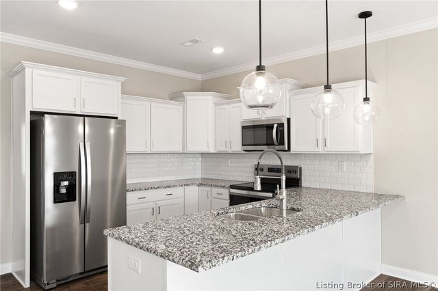 3003 Bales Way, Jeffersonville, IN 47130