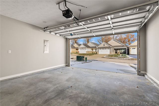 3003 Bales Way, Jeffersonville, IN 47130