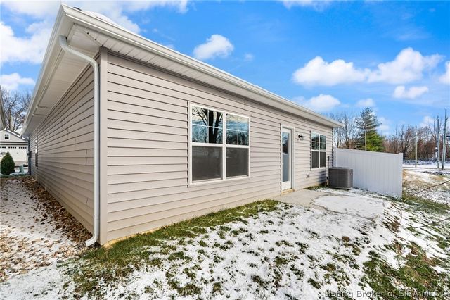 3003 Bales Way, Jeffersonville, IN 47130