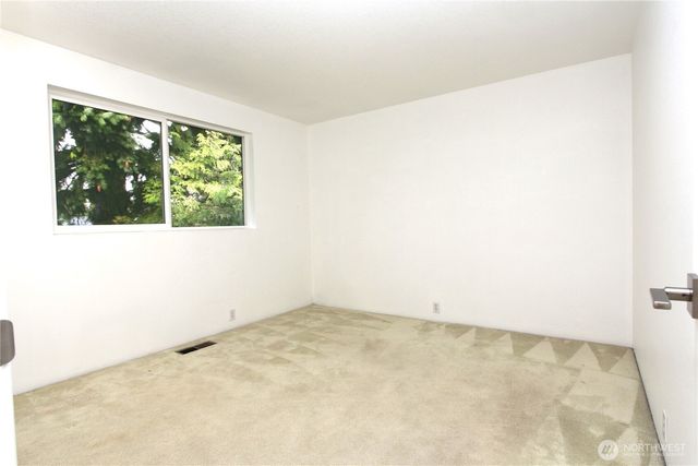 12920 SE 68TH Street, Bellevue, WA 98006