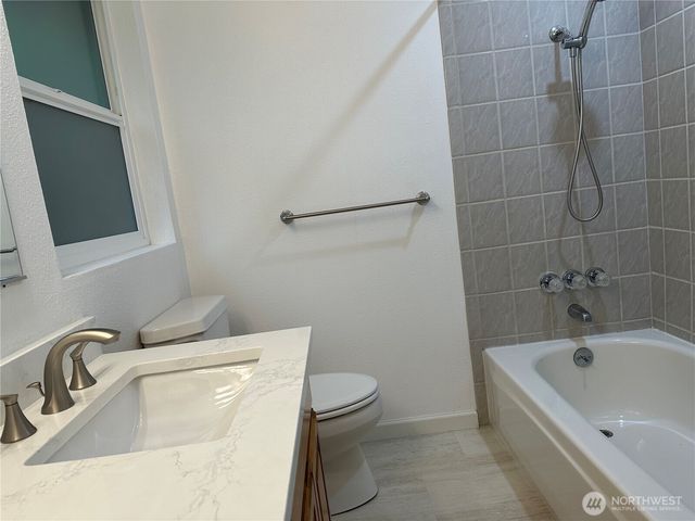 12920 SE 68TH Street, Bellevue, WA 98006