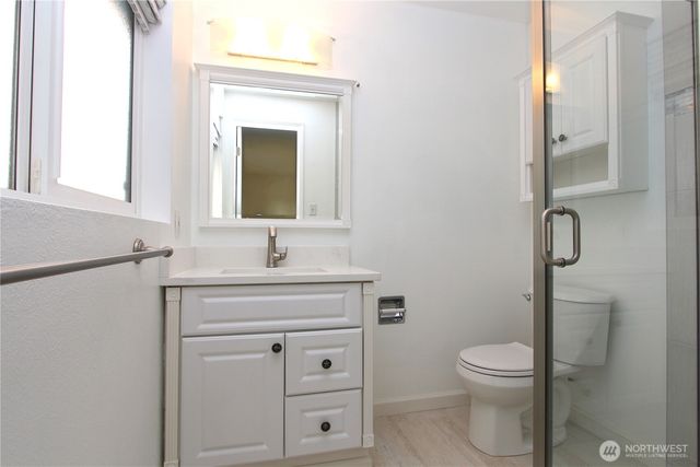 12920 SE 68TH Street, Bellevue, WA 98006