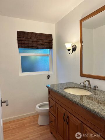 12920 SE 68TH Street, Bellevue, WA 98006