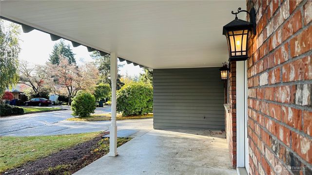 12920 SE 68TH Street, Bellevue, WA 98006