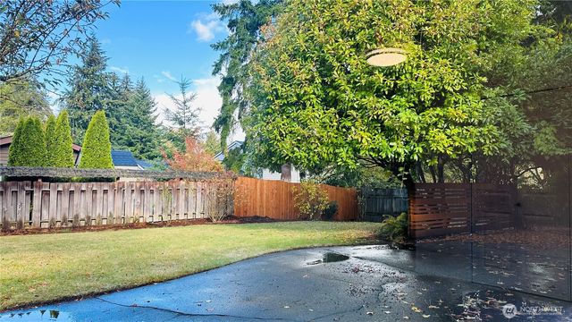 12920 SE 68TH Street, Bellevue, WA 98006