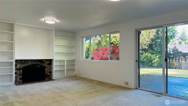 12920 SE 68TH Street, Bellevue, WA 98006