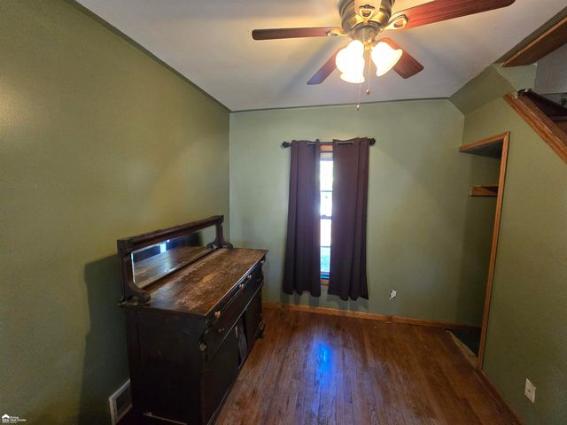 402 W Perry Street, Durand, MI 48429