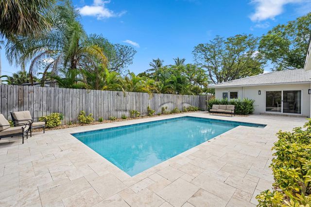 611 N Palmway, Lake Worth Beach, FL 33460