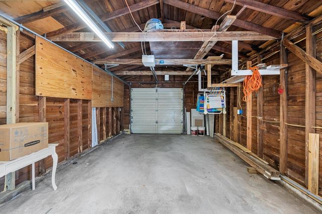611 N Palmway, Lake Worth Beach, FL 33460